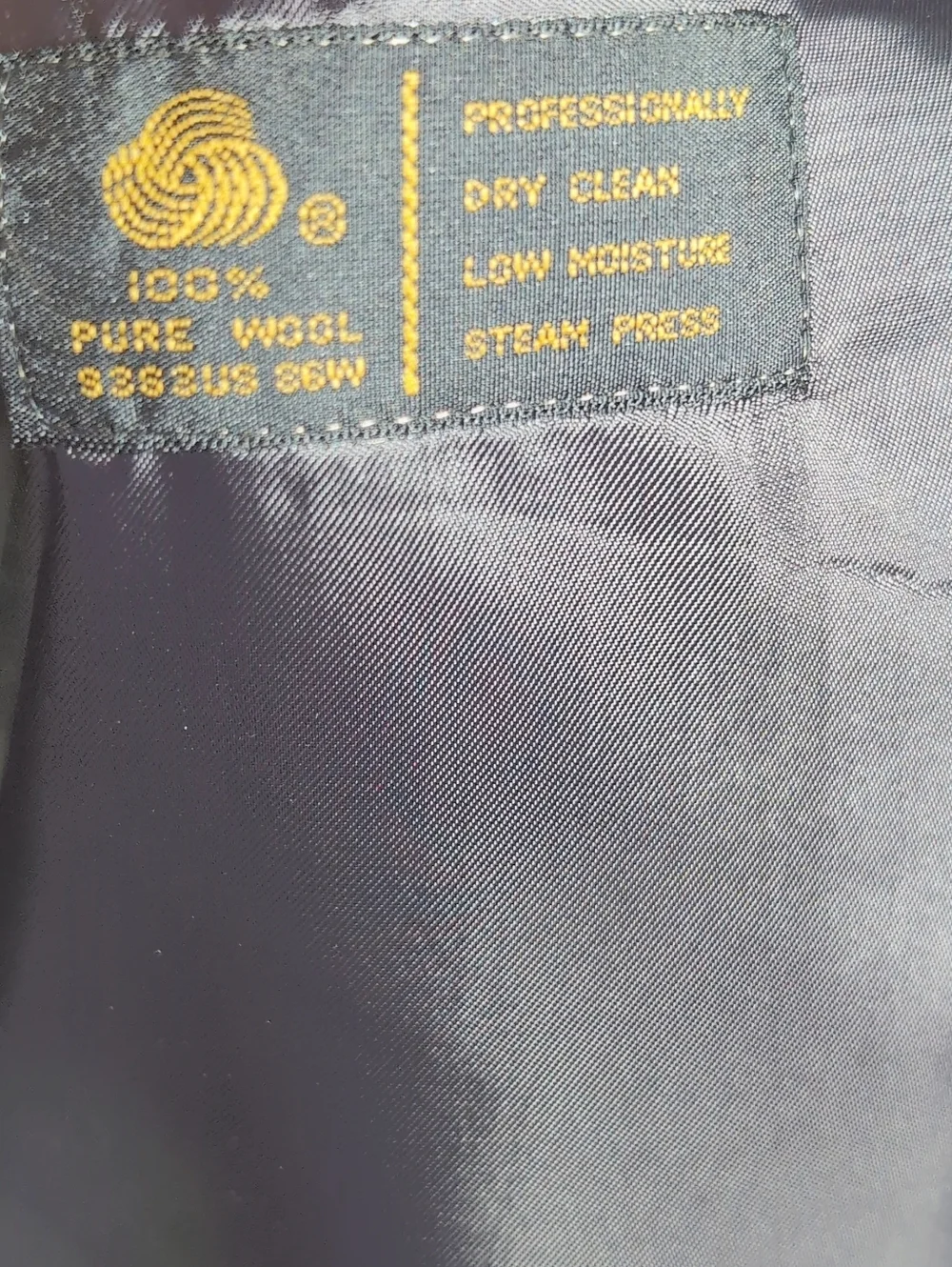 Andre Vachon Vintage Classic Men's Gray Pinstripe Suit